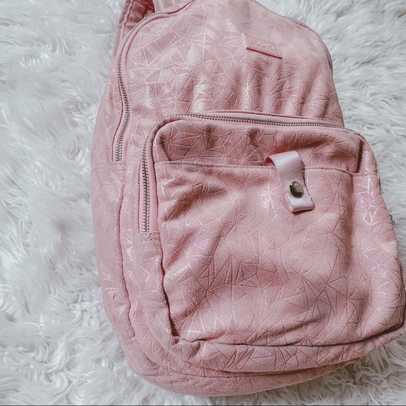 ❌SOLD❌ Pink iridescent geometric print backpack - Picture 7 of 12